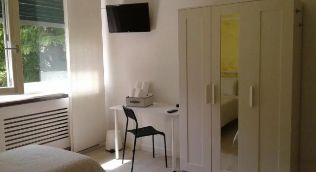 B&B Homer Trento, Забронировать Отель «постель и завтрак» Тренто Валле-дель-Адидже, рядом с Centro Servizi Culturali Santa Chiara