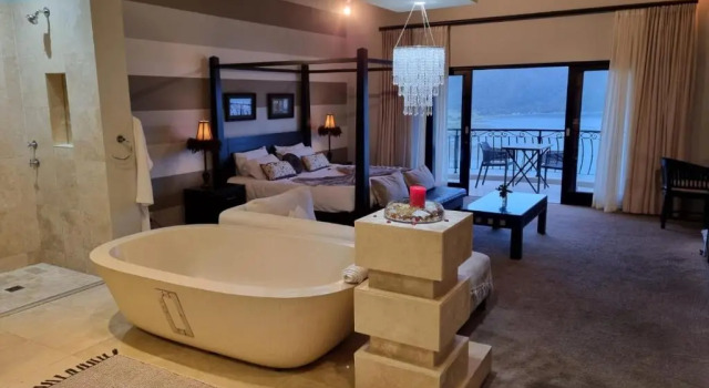 Люкс Lodge On The Lake and Wellness Spa