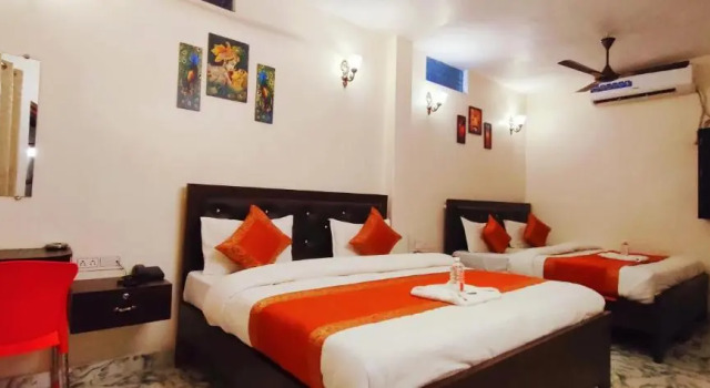 Люкс Deluxe Hotel Royal Shantii Inn with Ganges View