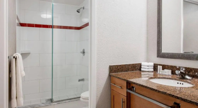 Люкс с 2 комнатами с видом на город Residence Inn by Marriott Kingston Waters Edge