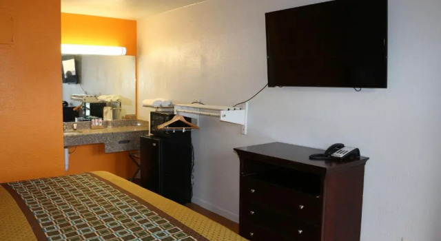 Номер Standard LoneStar Inn
