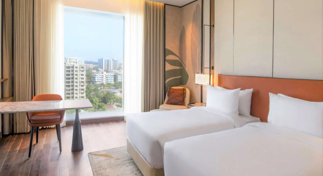 Номер Superior с видом на бассейн Radisson Blu Hotel & Spa, Nashik