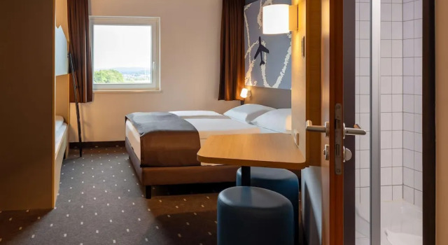 Номер Standard B&B Hotel Frankfurt-Hahn Airport
