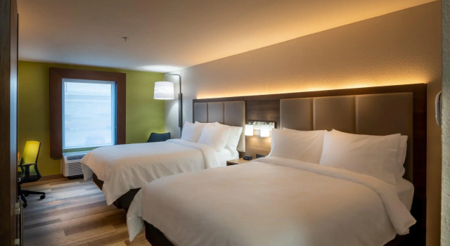 Четырёхместный номер Standard Holiday Inn Express & Suites N Waco Area - West by IHG