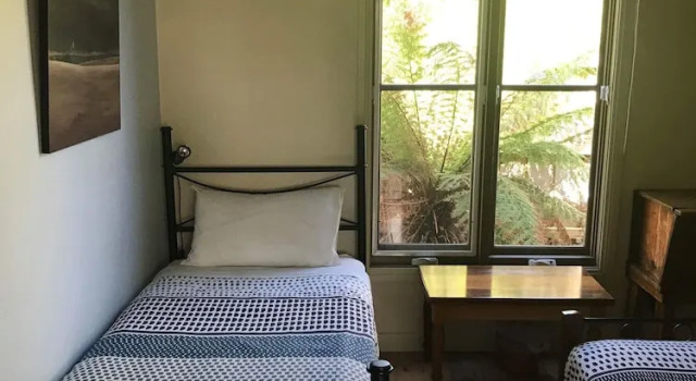 Коттедж Port Campbell Guesthouse & Flash Packers
