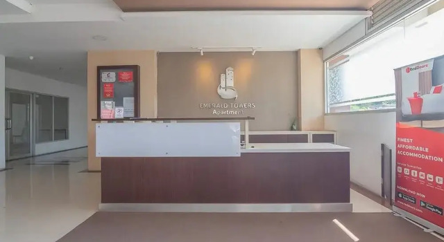 RedDoorz Apartment @ Emerald Towers Bandung, Rezervasyon Daire Bandung Kidul Bandung