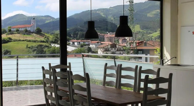 Коттедж с 3 комнатами ABARAXKA HOSTEL Disfruta la Vía Verde del Urola hasta la Playa - Naturaleza Montañas y Riqueza Cultural