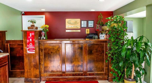 Econo Lodge Jefferson Hills Hwy 51, Book Hotel Clairton Pennsylvania