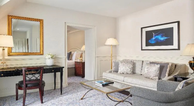 Двухместный люкс c 1 комнатой с балконом InterContinental Paris Le Grand by IHG