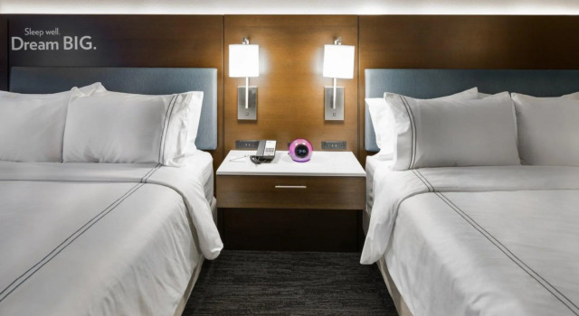 Четырёхместный номер Standard EVEN Hotel Chicago Tinley Park-Conv Ctr by IHG