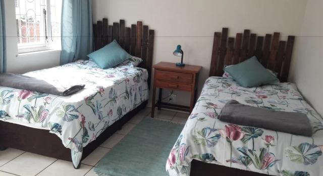 9 On Rosebery, Забронировать Отель Отели Дурбана 3 звезды, рядом с Japanese Gardens Durban North, 3*