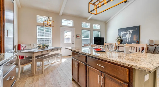 Коттедж Idyllic Lago Vista Home < 1 Mi to Lake Travis!