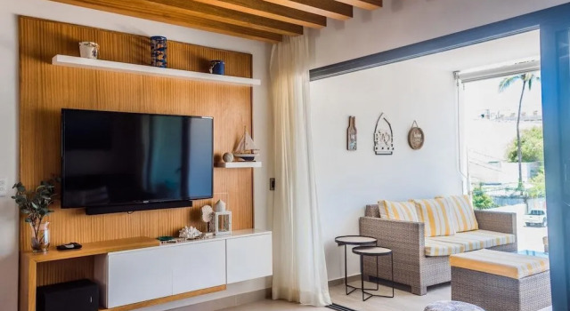 Brand new Luxury Condo With Private Picuzzi 1 Block From the Beach, Rezerwuj Hotel Bávaro Punta Cana