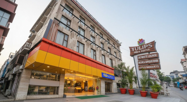 Oriva Tulips Inn and Suites - Nr. Majestic, Rezervovat Hotel Bangalore Bangalore