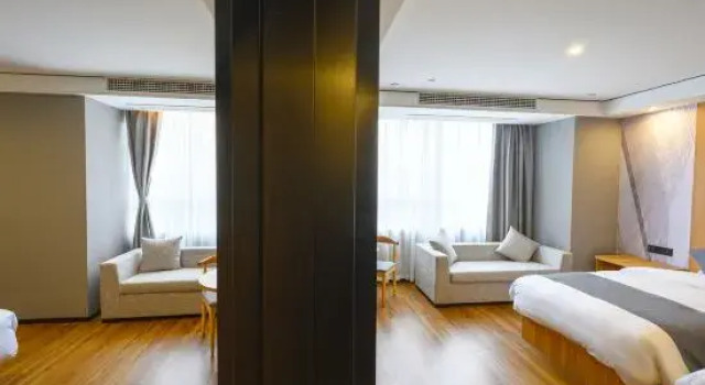 Люкс Yisu Hotel (Guanhai Shopping Mall, Xianxiang, Ningbo)