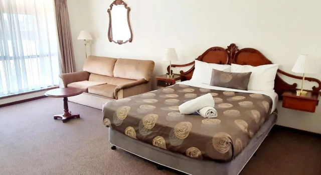 Двухместный номер Standard Golden Grain Motor Inn