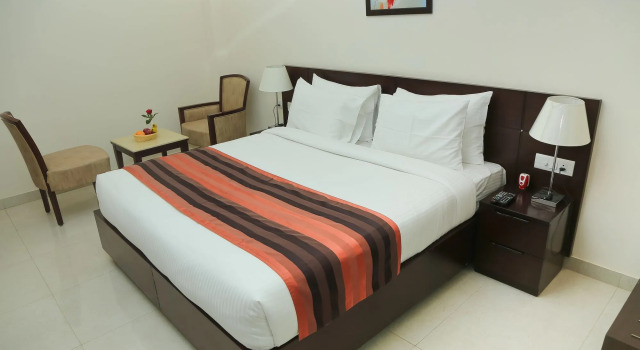 Treehouse Neo Casa-Unit of Neo Residency, Varaa Matkakoti Gurgaon 