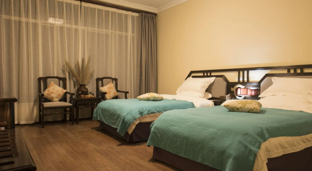 Yangshuo Leisure Tea Lodge, Reservar Hotel Yangshuo Guangxi, perto de Julong Deep Pool