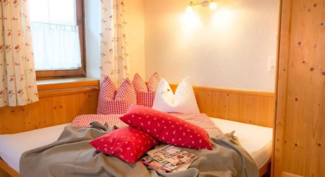 Hartlhof Urlaub am Baby- und Kinderbauernhof, Prenota Hotel Niederau Niederau