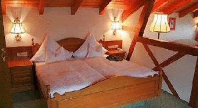 Hotel zur Krone, Reserva ahora Hotel Hoteles en Baden-Wurtemberg con piscina, Piscina