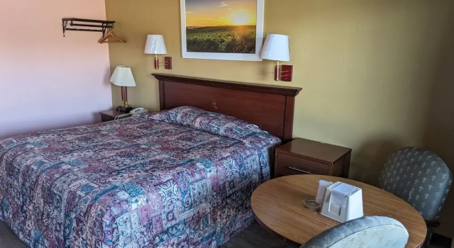 Номер Economy TRAVELERS INN