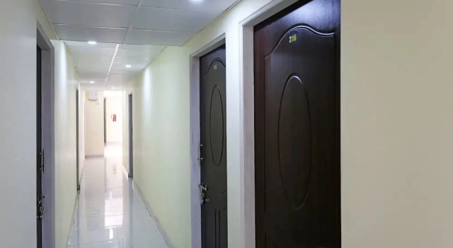 Hotel Mona Palace By OYO Rooms, Prenota Hotel Cuttack 