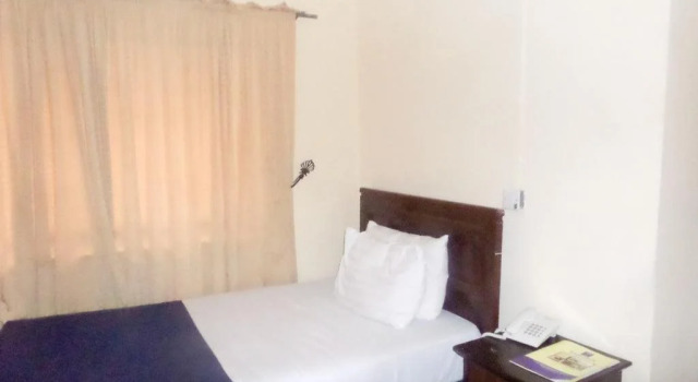 Babcock Guest house, Rezerwuj Pensjonat Pensjonaty w Bwari, Pensjonat