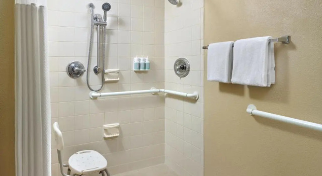 Номер Standard Courtyard by Marriott Orlando Airport