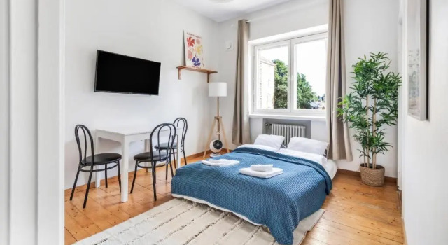 WeHost Colorful Studio next to Park Puijonpuistikko in Vallila Neighborhood, Забронировать Отель Отели Хельсинки с парковкой, Парковка