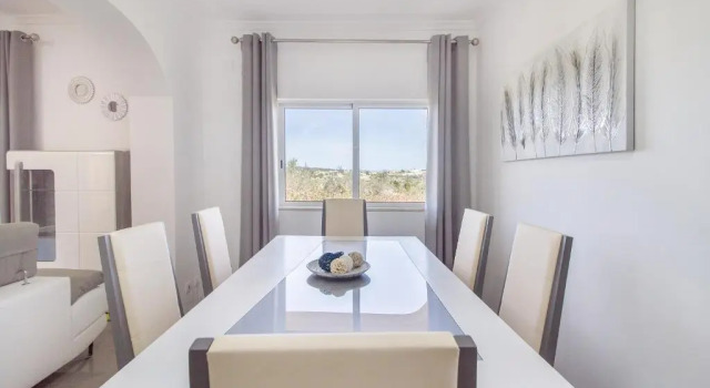 Wonderful Portuguese Villa Casa Lombos Nova 3 Bedrooms Private Pool, Забронировать Вилла Отели Алгарви с парковкой, Парковка
