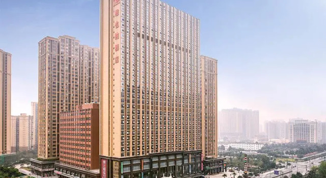 Люкс Deluxe Vienna Hotel Chengdu Dafeng Metro Station