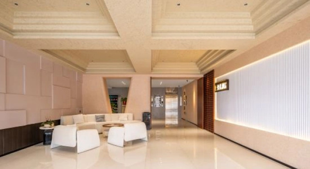 Guangli Hotel (Xilinhot Xilin Gol League Mongolian Medical Hospital), Book Hotel Hotels in Inner Mongolia with Parking, Parking