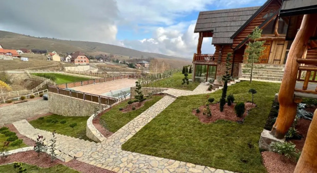 Бунгало Superior Wooden Valley Zlatibor Resort