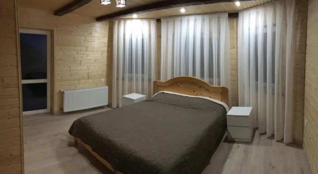 Котедж Mountain house, Prenota Hotel Hotel a Ivano-Frankovsk con parcheggio, Parcheggio