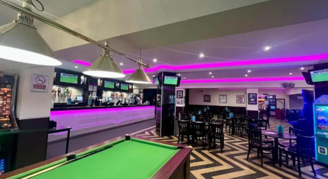 Sleeps 6, Gym, Entertainment, Pool, Beach, Book Lejlighed Rhyl 