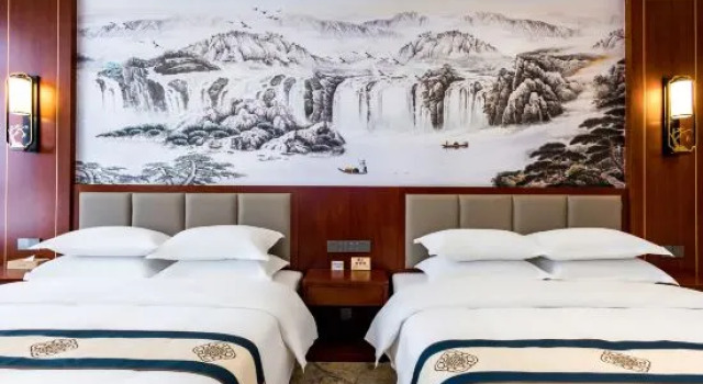 Люкс Deluxe Shanshan Taihe Hotel (People's Government Branch)
