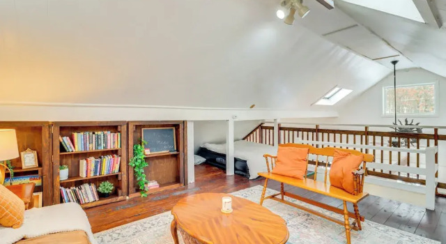8 Mi to Big Boulder Mountain: Cabin w/ Decks!, Boek Vakantiehuis Albrightsville Carbon County