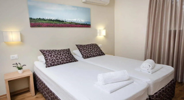 Kibbutz Malkiya Travel Hotel, Book Hotel Hoteller i Upper Galilee med pool, Swimmingpool