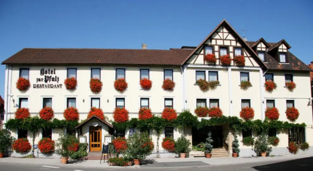 Hotel zur Pfalz, Забронировать Отель Отели Pfalz 3 звезды, 3*