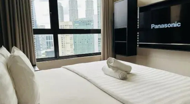 Полулюкс 8 Kia Peng Suites KLCC by Luna
