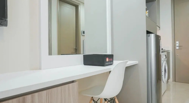 Luxury and Cozy Studio at Gold Coast Apartment, Book Lejlighed Hoteller i Jakarta med pool, nær PIK Avenue, Swimmingpool