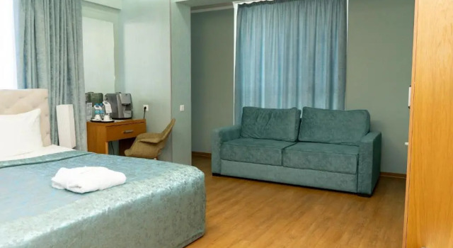 Полулюкс Light Hotel