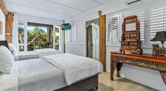 Balinese Beach House, Sunshine Beach, Rezerwuj Hotel Hotele w Noosa z basenem, Basen