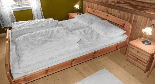 Amazing Home in Skiftun With Wifi and 2 Bedrooms, Buchen Sie Hotel Hjelmeland Rogaland