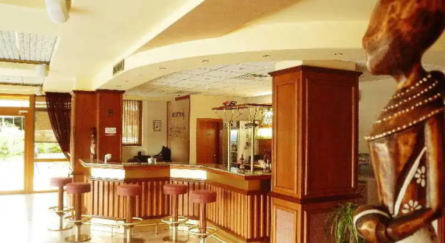 Impala Hotel, Забронировать Отель Отели Побережья Варны с парковкой, Парковка