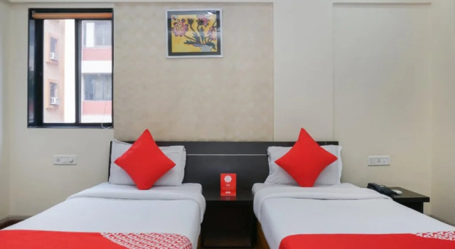 Hotel Silvver Crest By OYO Rooms