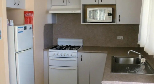 Вилла Regatta Point Holiday Park