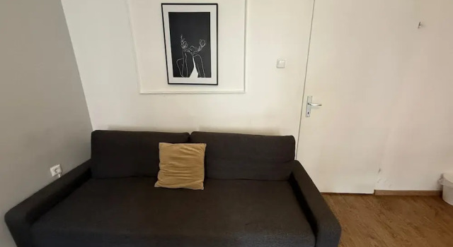 2BR Apartment 10 Min Walk to Westbahnhof, Prenota Appartamento Vienna Austria