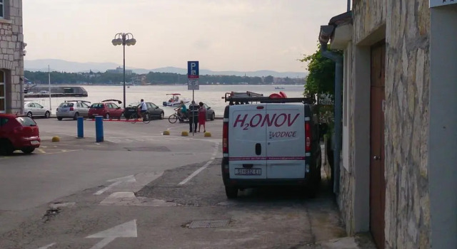 Holiday Home Tonci, Забронировать Отель Водице Шибенско-Книнская жупания, рядом с Пристань для яхт ACI Водице