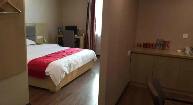 Люкс Business Thank Inn Chain Hotel Jiangxi Ganzhou Ningdu South 3rd Ring Road